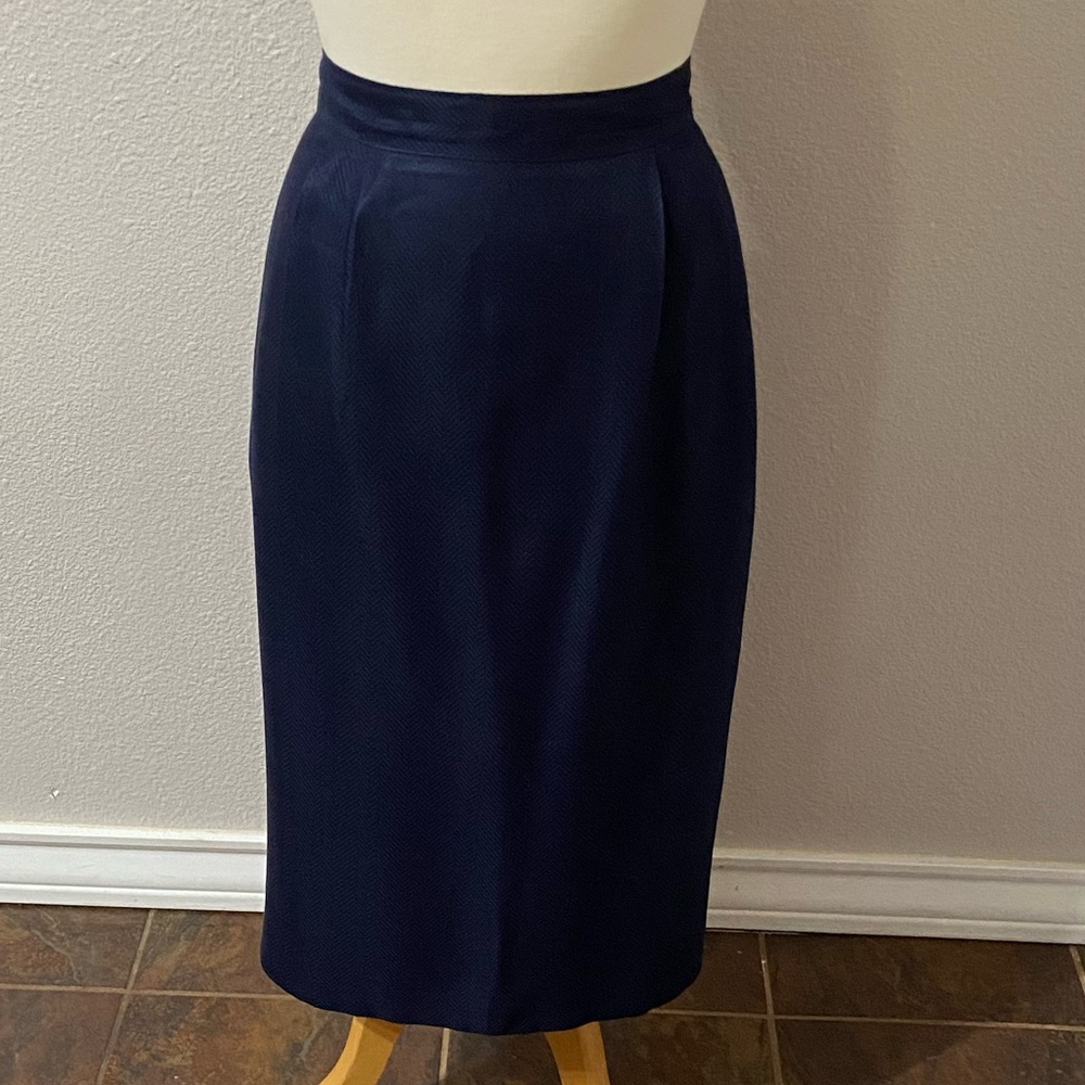 Vintage Lord&Taylor Navy Blue.